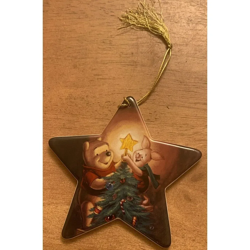 DISNEY Star Ornament A Christmas to Remember 1999 Winnie the Pooh‎ and Piglet